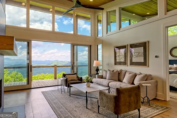 $1,395,000 | 602 Charmont Drive, Tiger, GA 30576