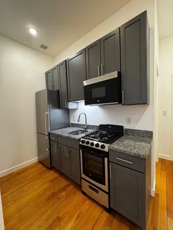 $1,575 | 64 Market Street, Unit 408, Lynn, MA 01901