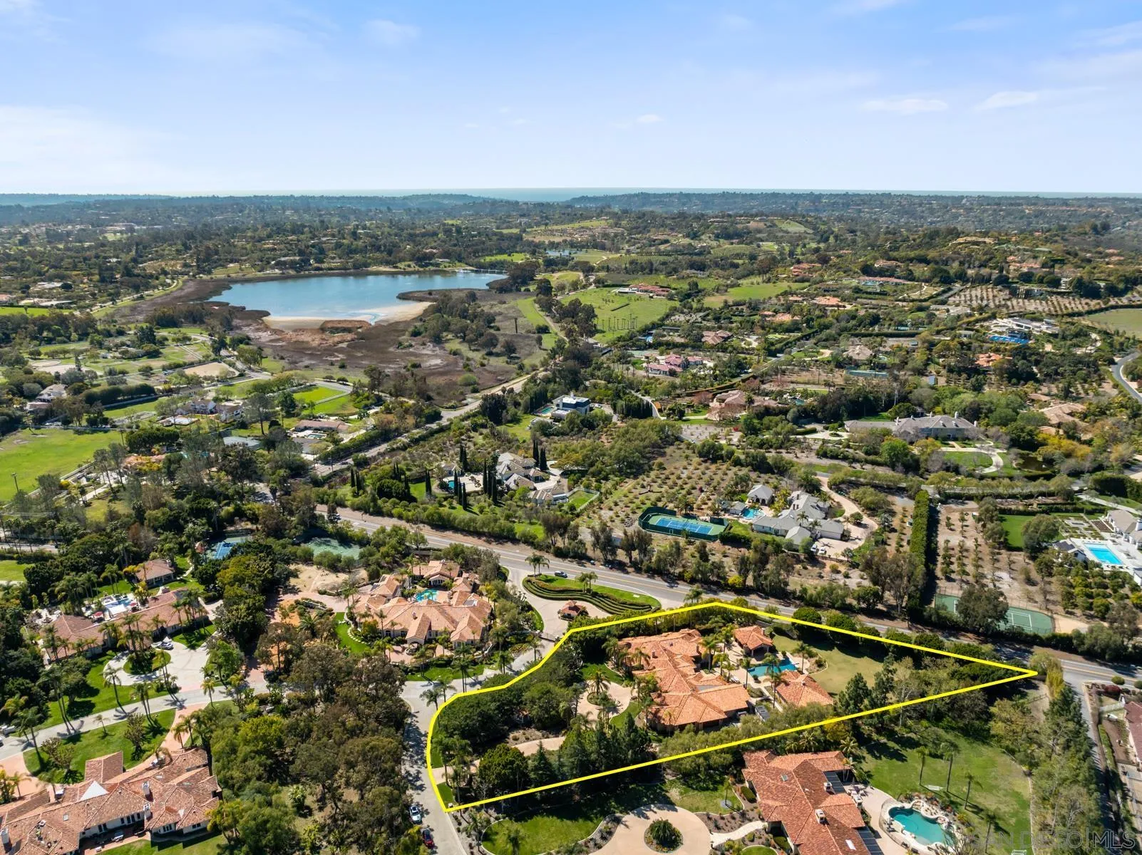 18050 Rancho La Cima Corte Rancho Santa Fe, CA 92067 - Photo 56 of 57