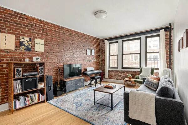 $699,000 | 111 Jersey Street, Unit 12, Boston, MA 02215