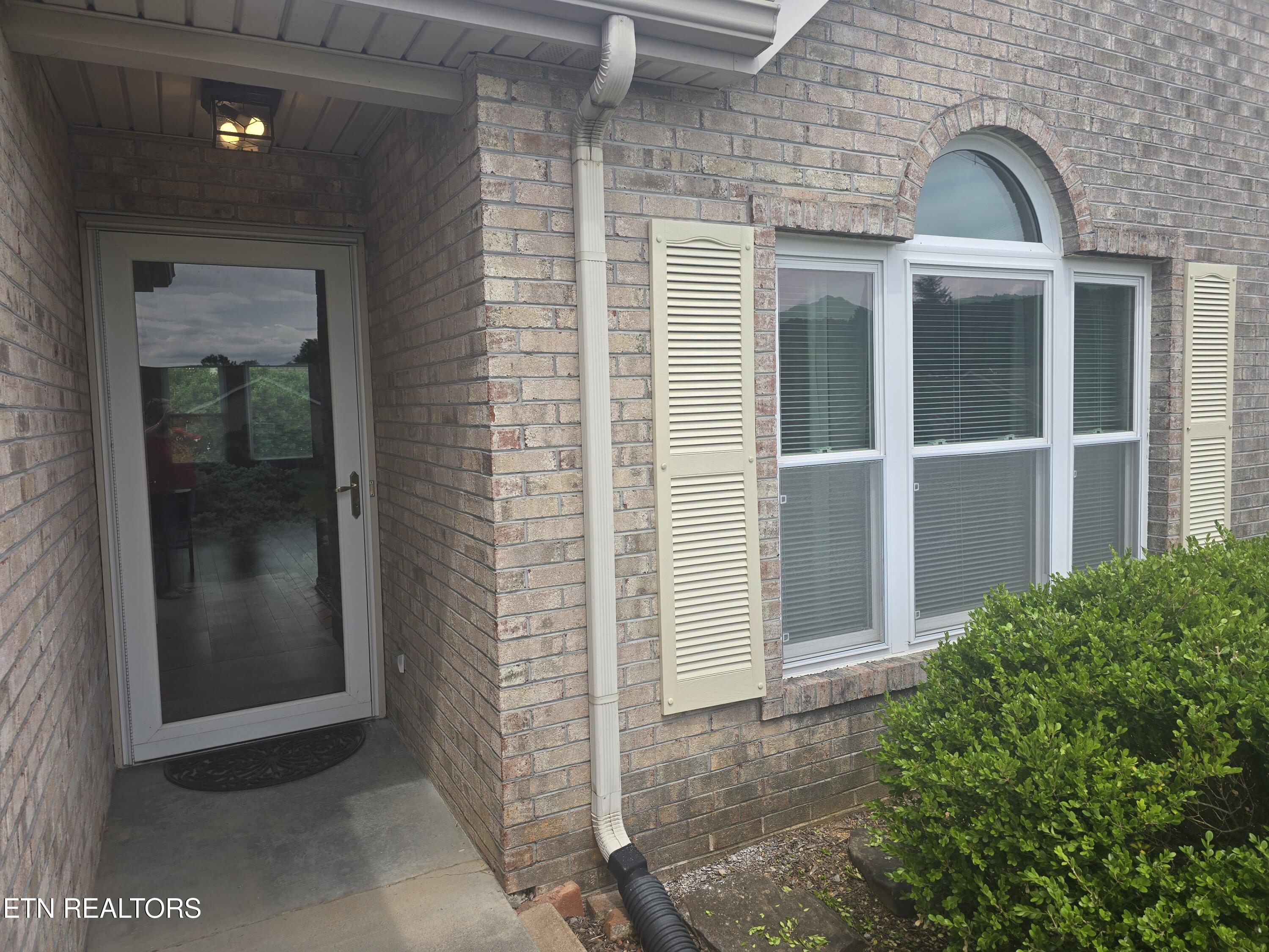 7228 Ghiradelli Road Knoxville, TN 37918 - Photo 2 of 15 20260531_152135