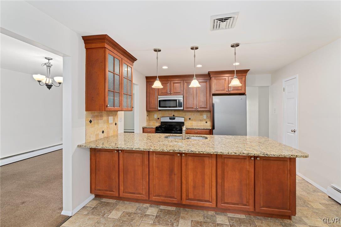 7028 Heather Road Lower Macungie Township, PA 18062 - Photo 6 of 29 Gallery Image 6