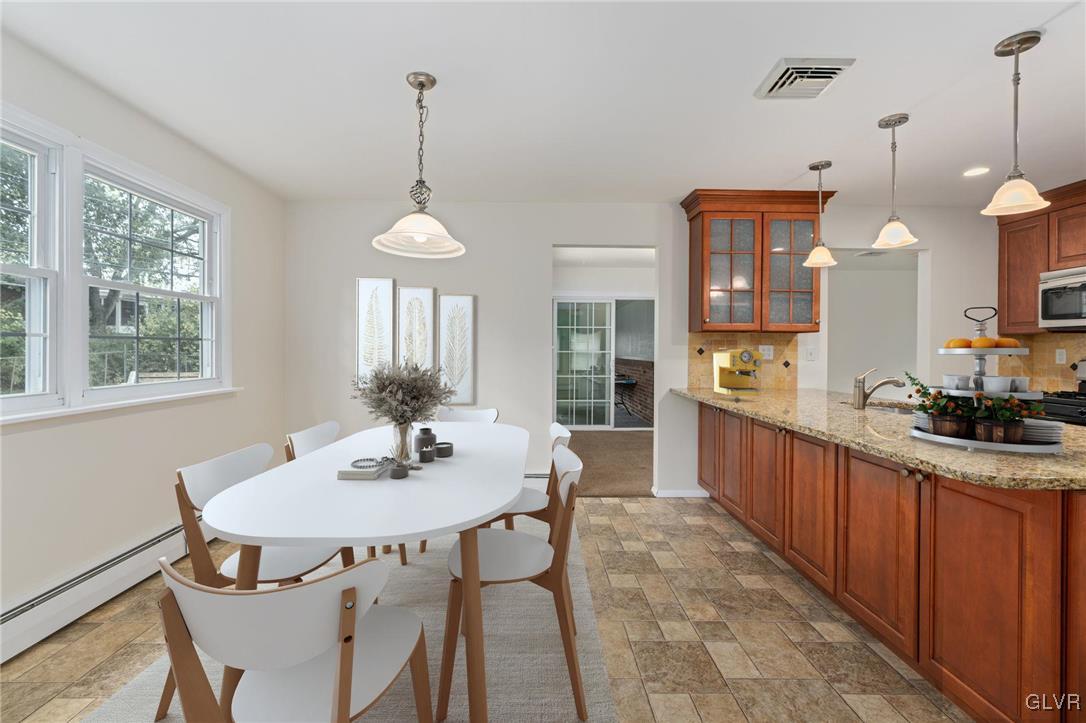 7028 Heather Road Lower Macungie Township, PA 18062 - Photo 7 of 29 Virtually Staged Eat In Kitchen