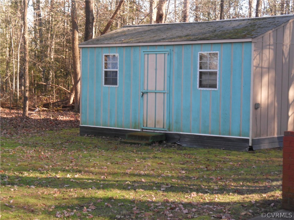 9293 Ashcake Road Ashland, VA 23005 - Photo 8 of 9 Gallery Image 8