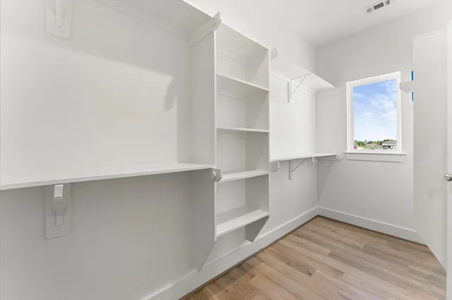 $319,900 | 6408 Pregonero Lane, Houston, TX 77048