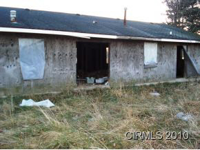 796 North St Road Akron, IN 46910 - Photo 3 of 7