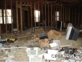 796 North St Road Akron, IN 46910 - Photo 5 of 7
