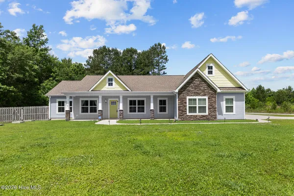 $559,900 | 105 Nautical Wave Road, Hubert, NC 28539