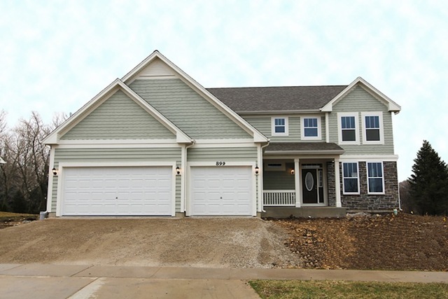 899 Oak Ridge Boulevard Elgin, IL 60120 - Photo 1 of 24