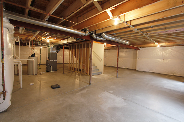 899 Oak Ridge Boulevard Elgin, IL 60120 - Photo 21 of 24