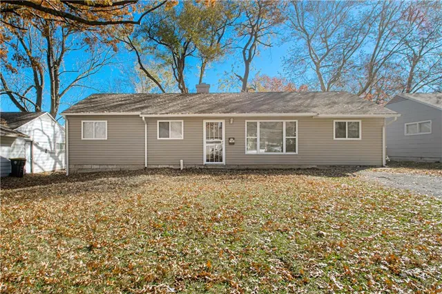 $179,000 | 7401 East 109 Terrace, Kansas City, MO 64134