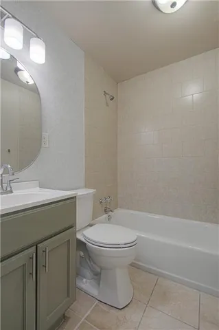 $179,000 | 7401 East 109 Terrace, Kansas City, MO 64134