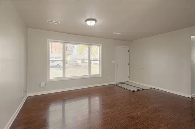 $179,000 | 7401 East 109 Terrace, Kansas City, MO 64134