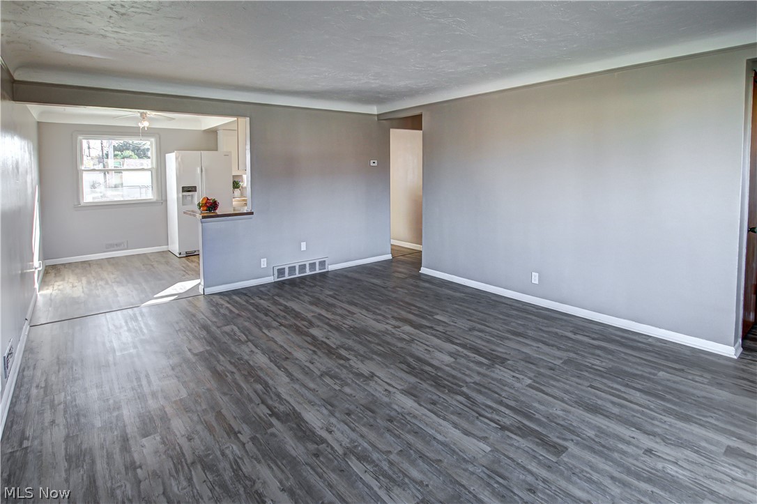 9209 Biddulph Road Brooklyn, OH 44144 - Photo 14 of 29 Gallery Image 14