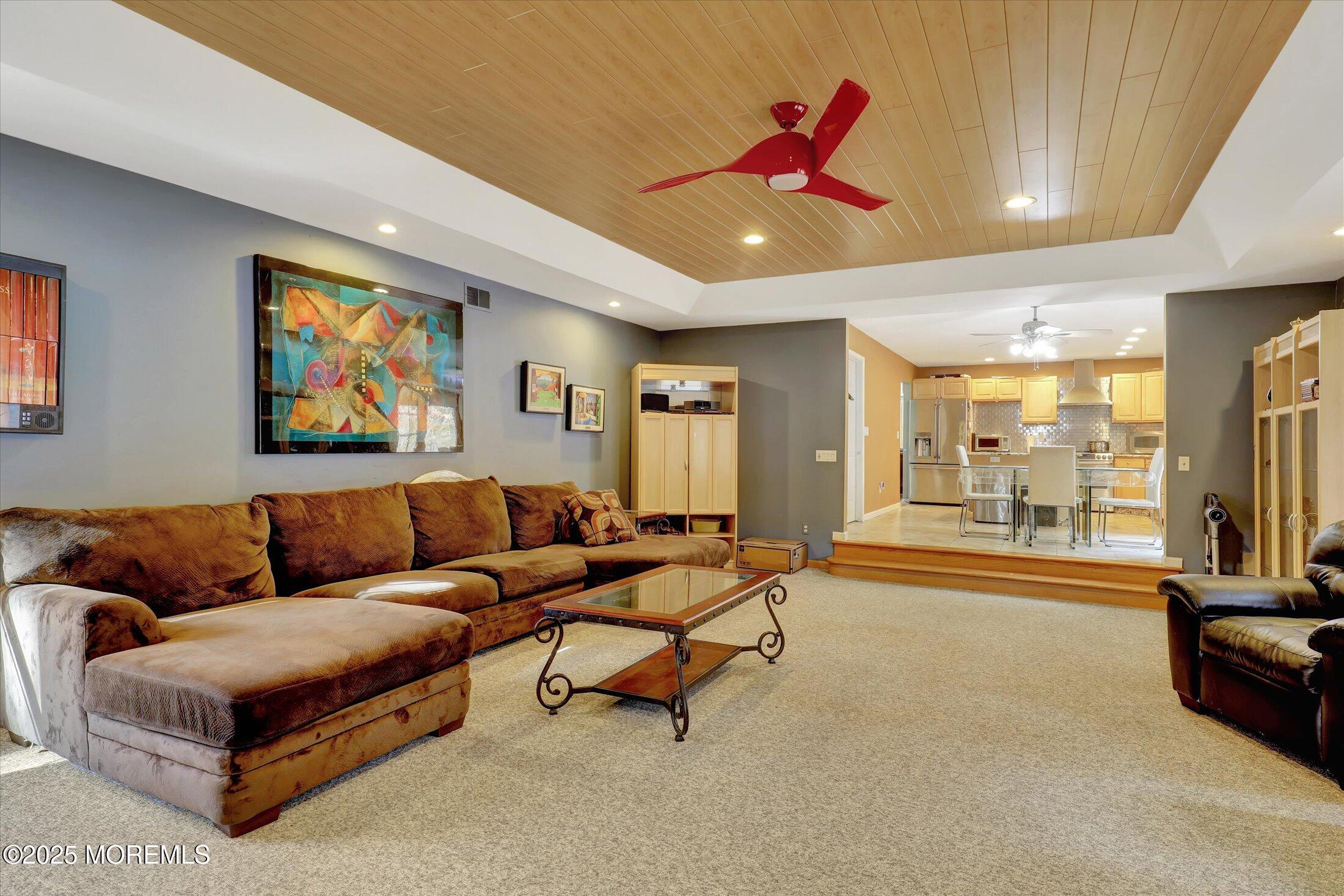 9 Rutherford Court Jackson, NJ 08527 - Photo 19 of 47 19-Family Room