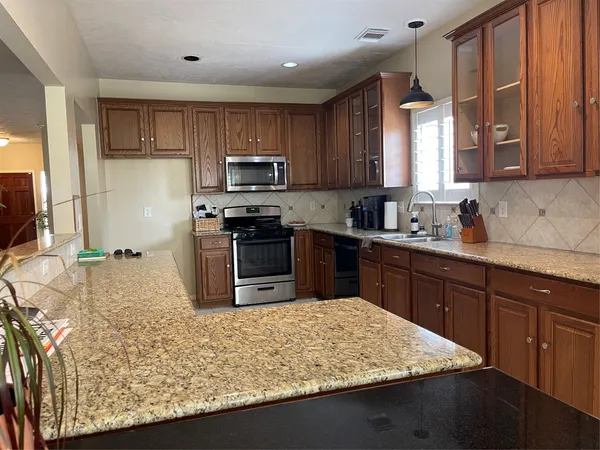 $2,800 | 21619 San Marino Drive, Katy, TX 77450