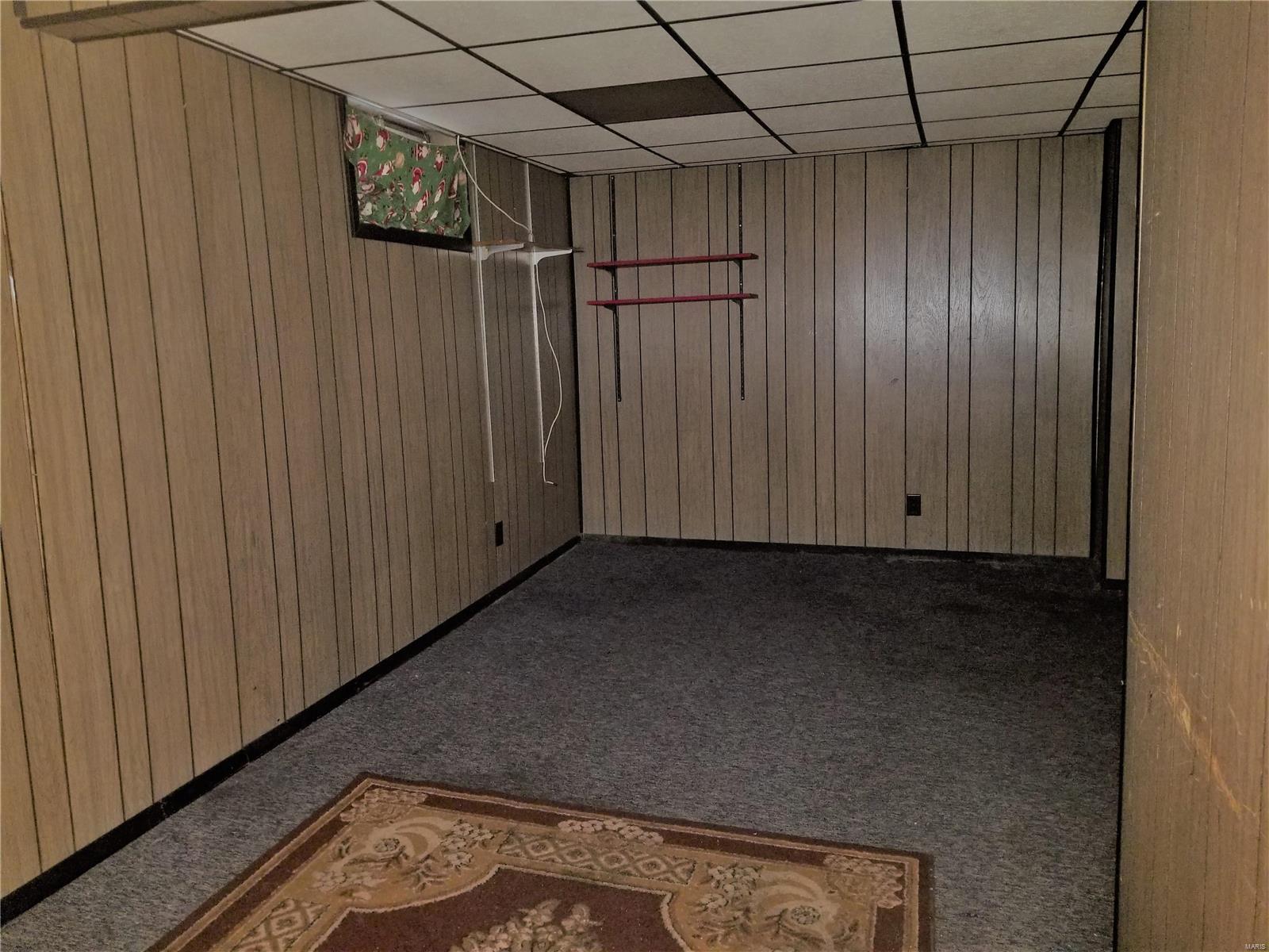 429 Midlothian Road St. Louis, MO 63137 - Photo 16 of 21