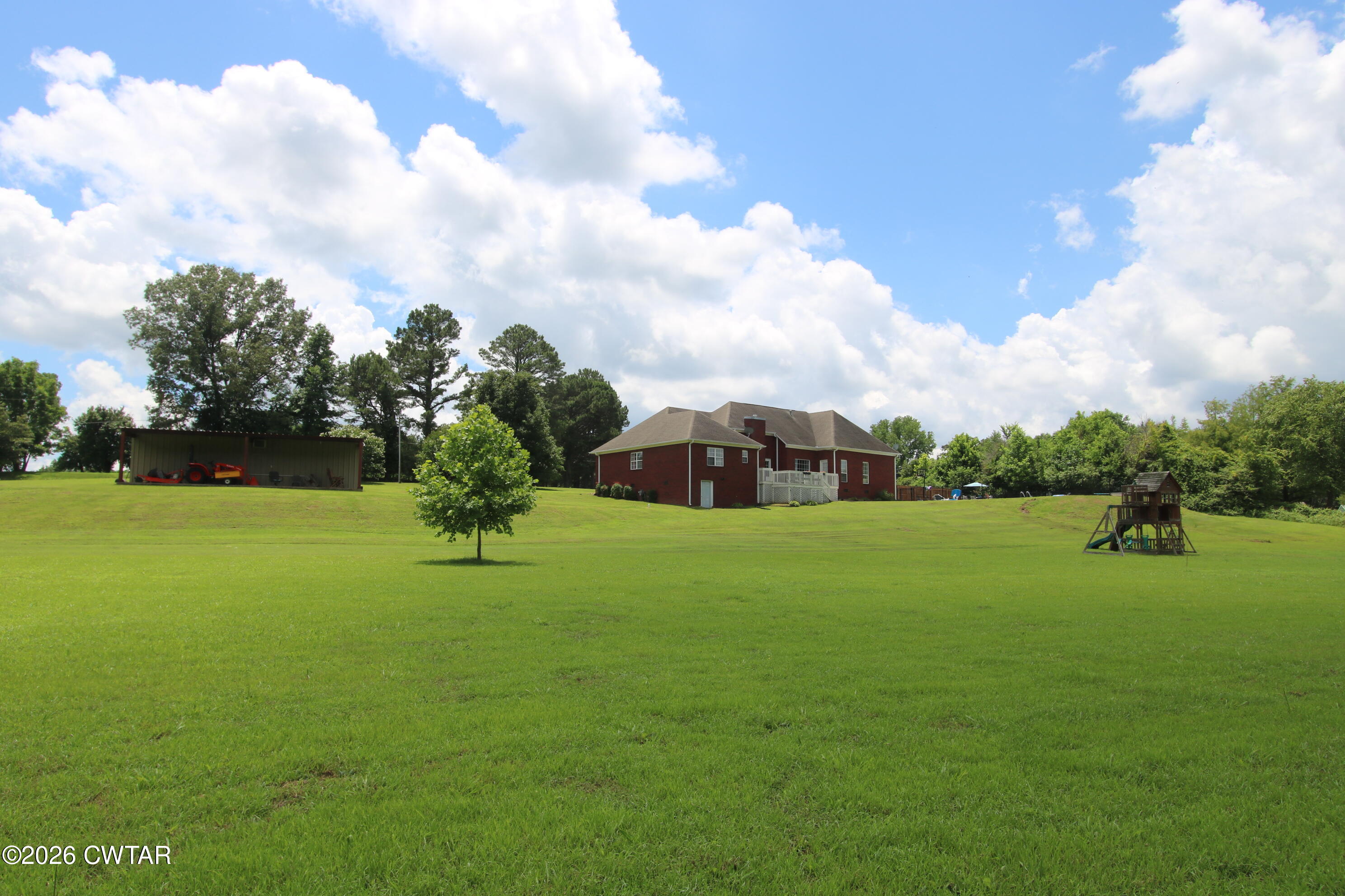 98 Browning Road Milan, TN 38358 - Photo 2 of 60 IMG_9208