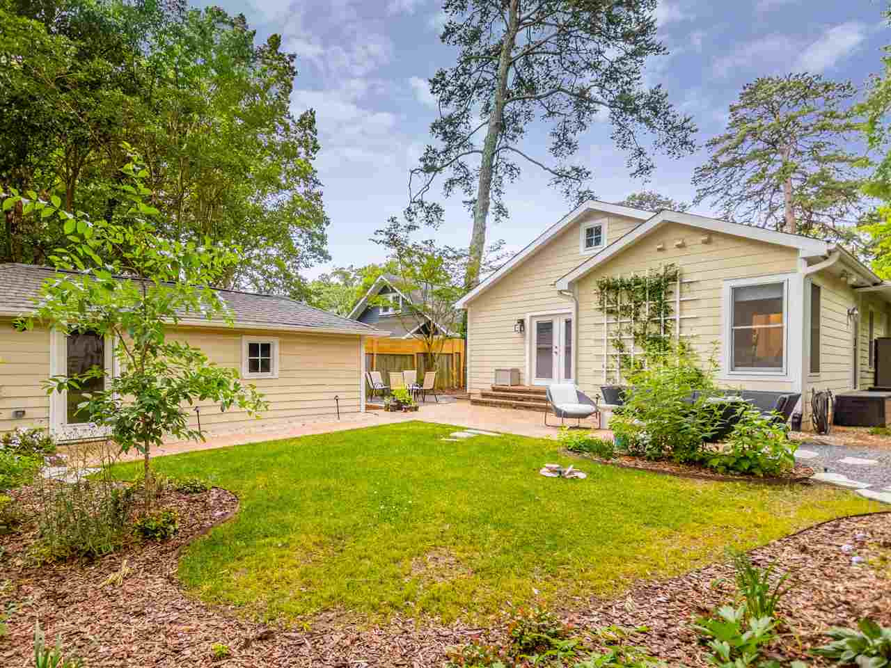 2215 The Circle Raleigh, NC 27608 - Photo 8 of 30 Photo 8