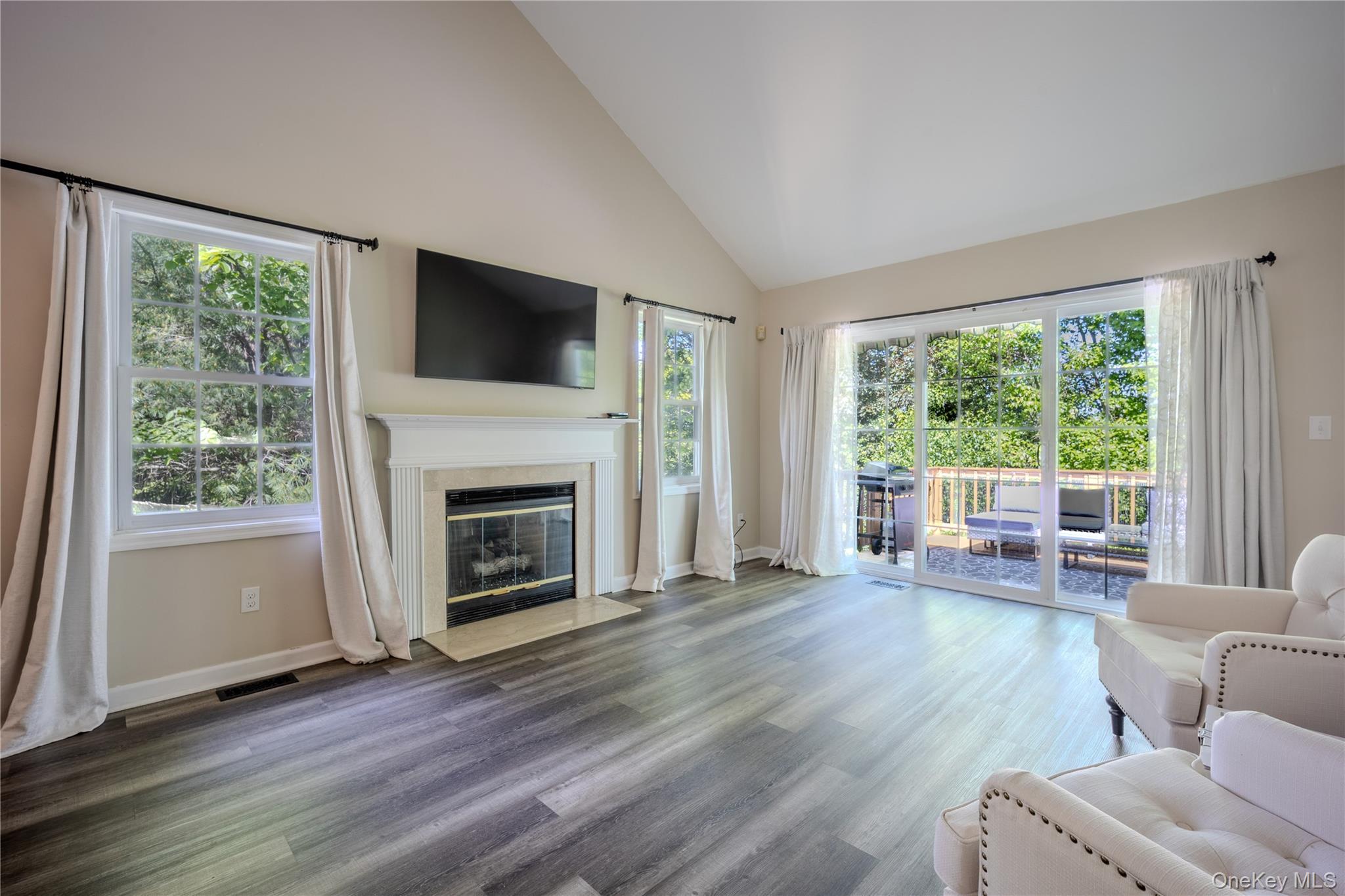 63 Spruce Ridge Drive Fishkill, NY 12524 - Photo 11 of 37