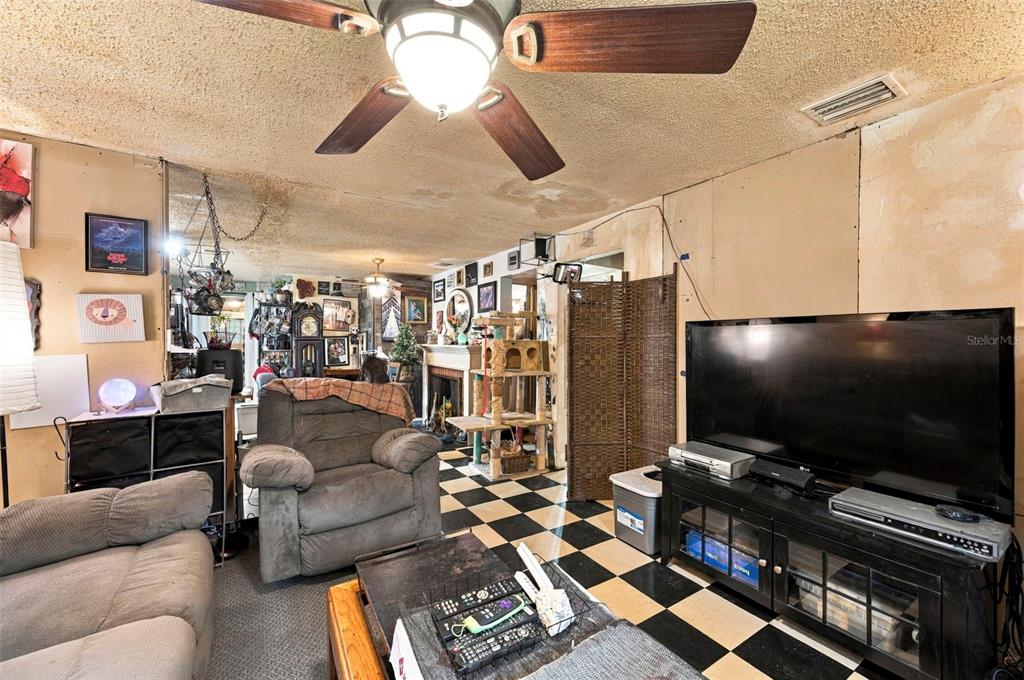 7051 Washington Street New Port Richey, FL 34652 - Photo 9 of 55 Gallery Image 9