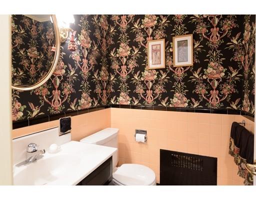 19 Thackeray Road Wellesley, MA 02481 - Photo 11 of 24