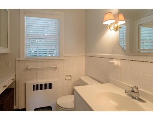 19 Thackeray Road Wellesley, MA 02481 - Photo 14 of 24