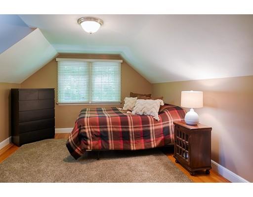 19 Thackeray Road Wellesley, MA 02481 - Photo 17 of 24