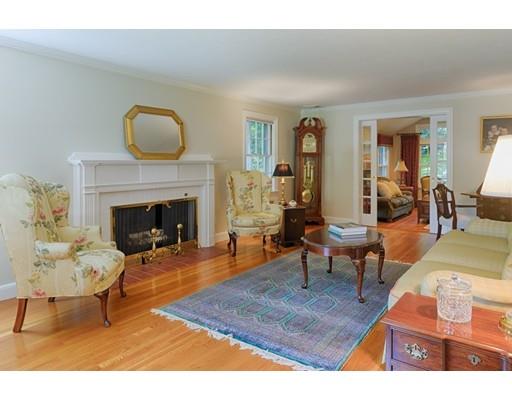 19 Thackeray Road Wellesley, MA 02481 - Photo 8 of 24