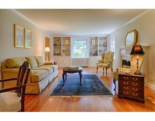 19 Thackeray Road Wellesley, MA 02481 - Photo 9 of 24