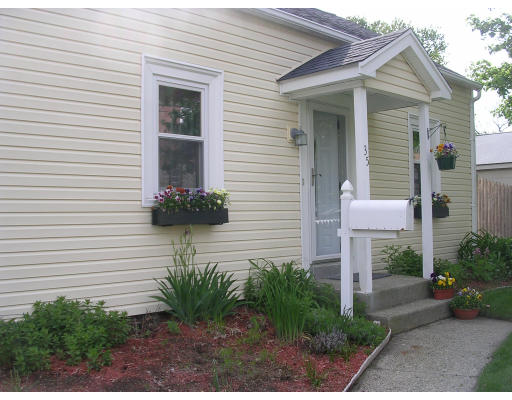 35 Maple Street Bellingham, MA 02019 - Photo 9 of 9 Gallery Image 9
