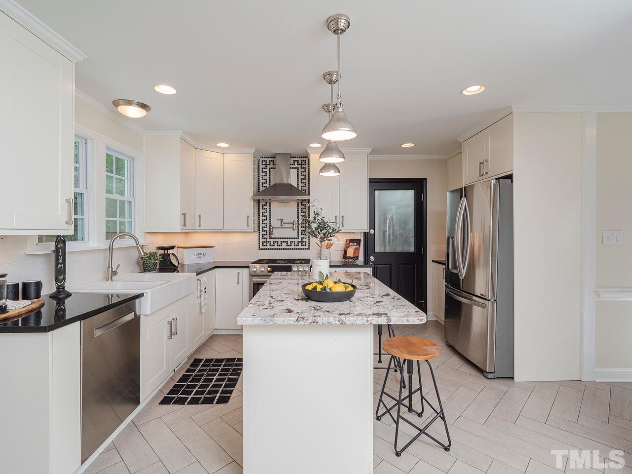 2121 Osprey Circle Raleigh, NC 27615 - Photo 9 of 29 Gallery Image 9