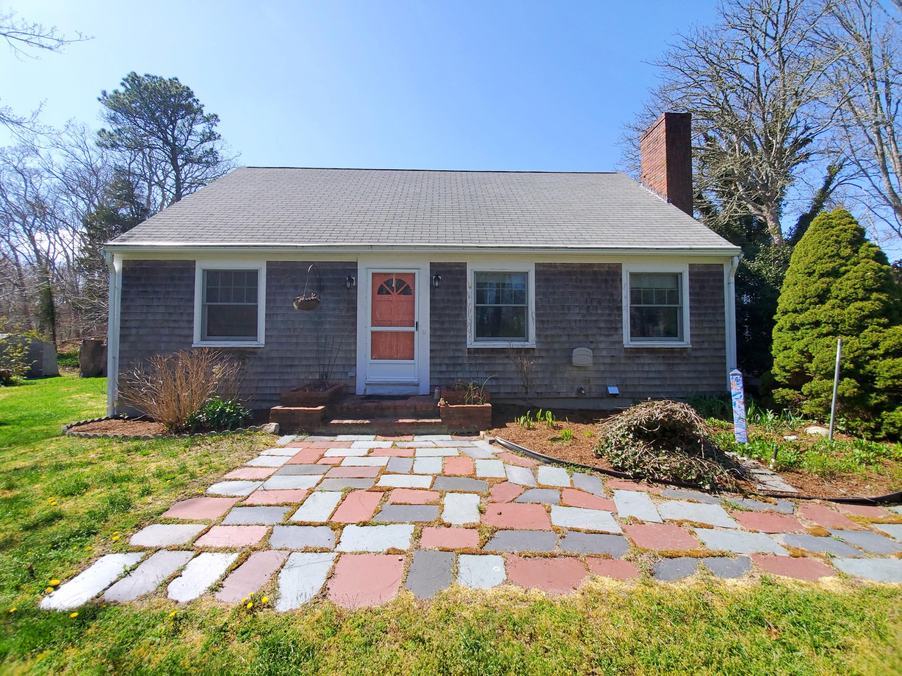 46 Monument Road Orleans, MA 02653 - Photo 2 of 72 20230425_144807 ()