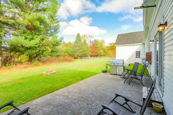 $469,000 | 338 Western Avenue, Hampden, ME 04444