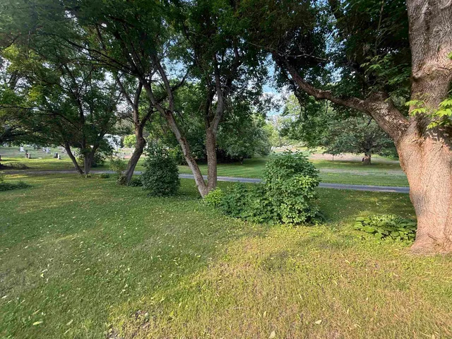 $77,000 | 60 South Street, Proctor, VT 05765