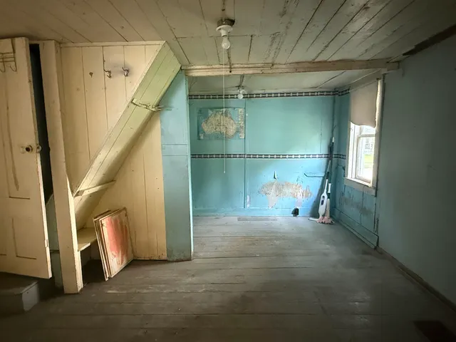 $77,000 | 60 South Street, Proctor, VT 05765