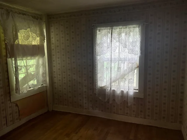 $77,000 | 60 South Street, Proctor, VT 05765