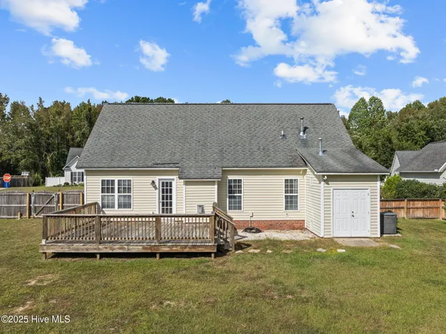 $319,500 | 1013 Bristolmoor Drive, Winterville, NC 28590