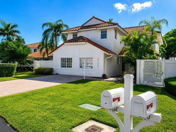 $6,500 | 5132 Northwest 106th Avenue, Unit 5132, Doral, FL 33178