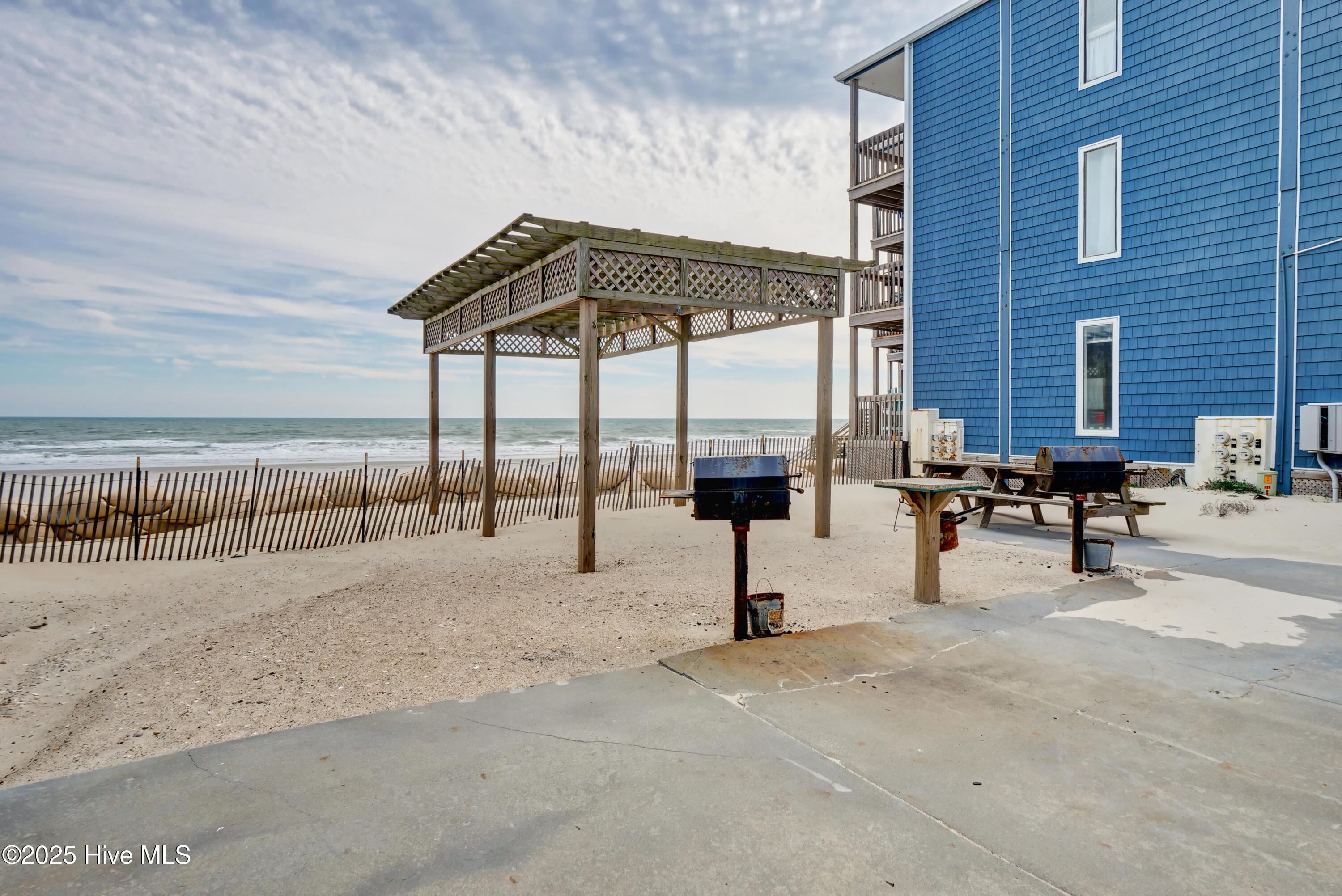 2196 New River Inlet Road, Unit 167 North Topsail Beach, NC 28460 - Photo 24 of 36 P1044276_77_78_79_80_81_82