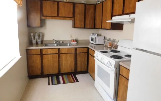 304 Julia Circle Other, AL 35586 - Photo 7 of 10