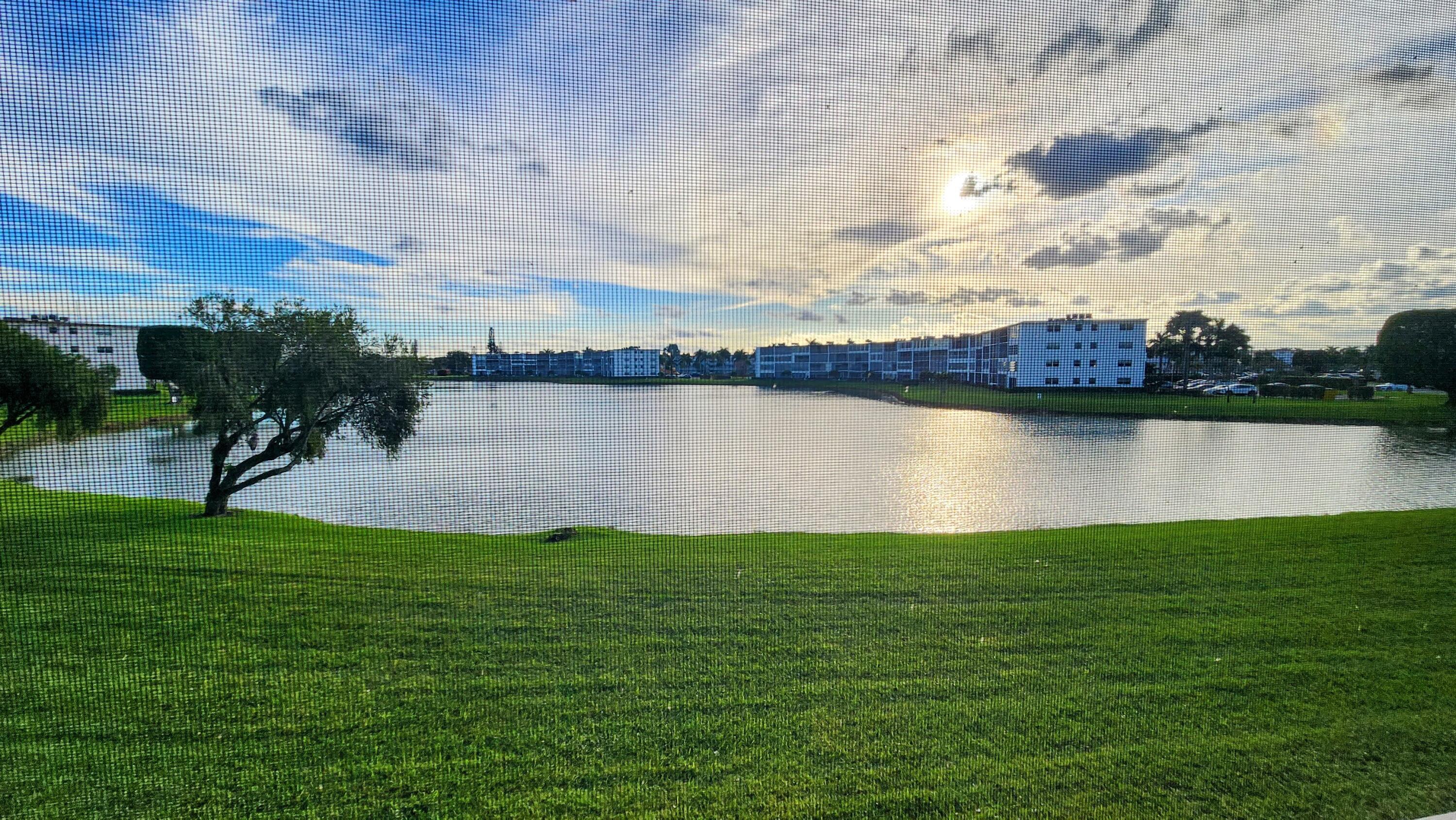 2059 Guildford East Boca Raton, FL 33434 - Photo 17 of 38 20231130_160737-EDIT