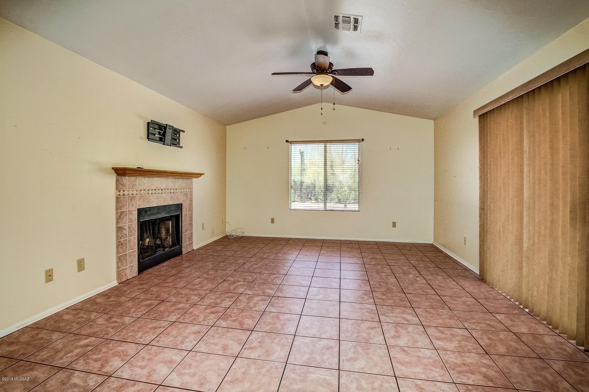 10951 North Sandra Road Tucson, AZ 85742 - Photo 8 of 28 Gallery Image 8