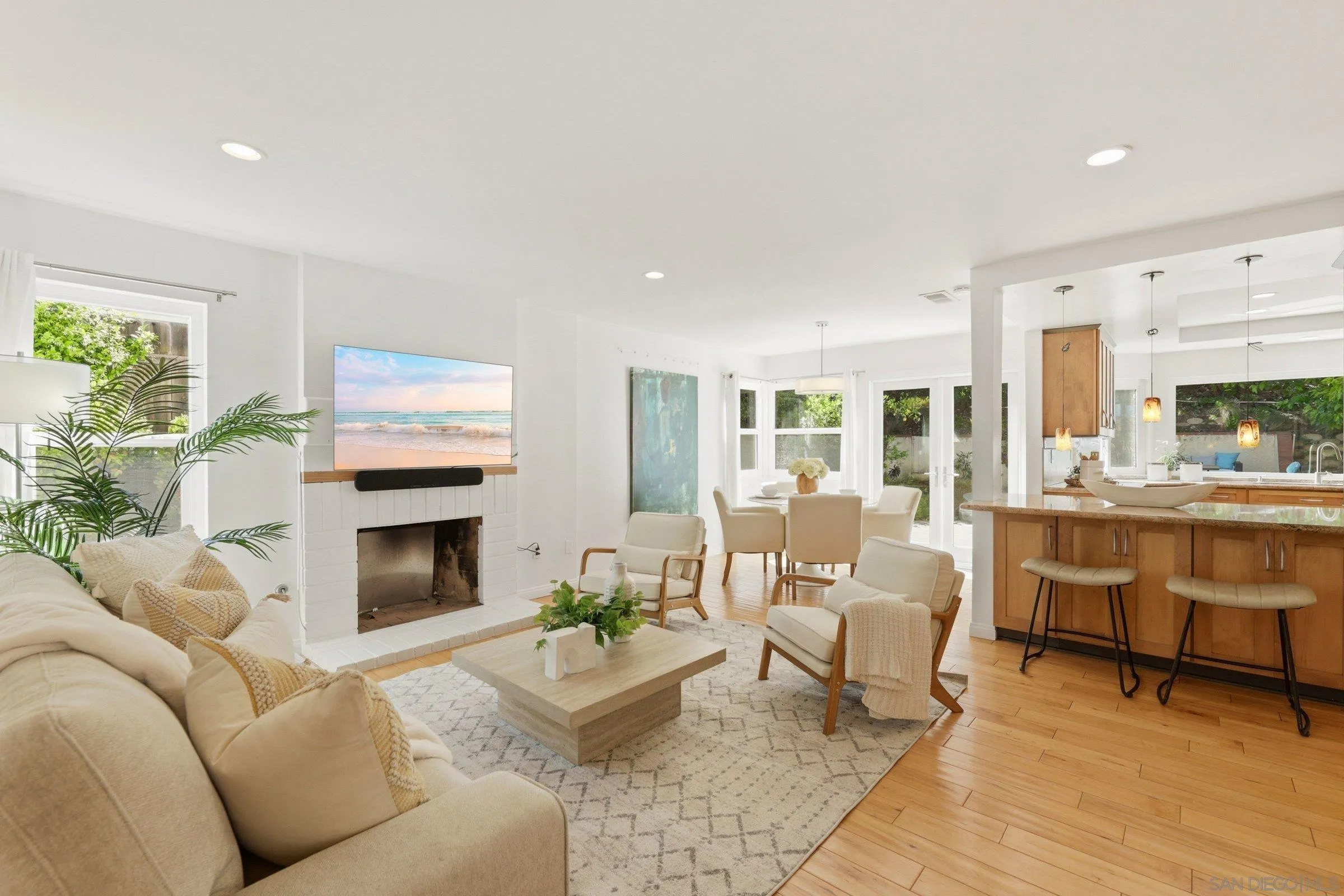 17876 Aguamiel Road San Diego, CA 92127 - Photo 16 of 44