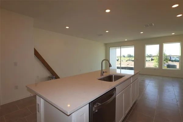 $339,960 | 6335 Jensen Vw Avenue, Apollo Beach, FL 33572