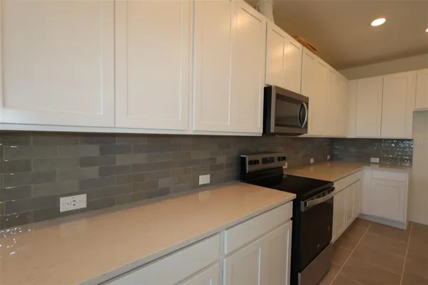 $339,960 | 6335 Jensen Vw Avenue, Apollo Beach, FL 33572