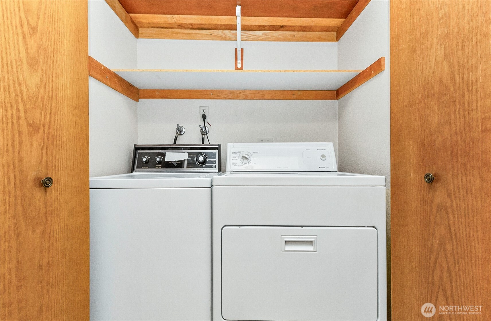 1324 Boise Street Fircrest, WA 98466 - Photo 32 of 39 a close up view of washer and dryer