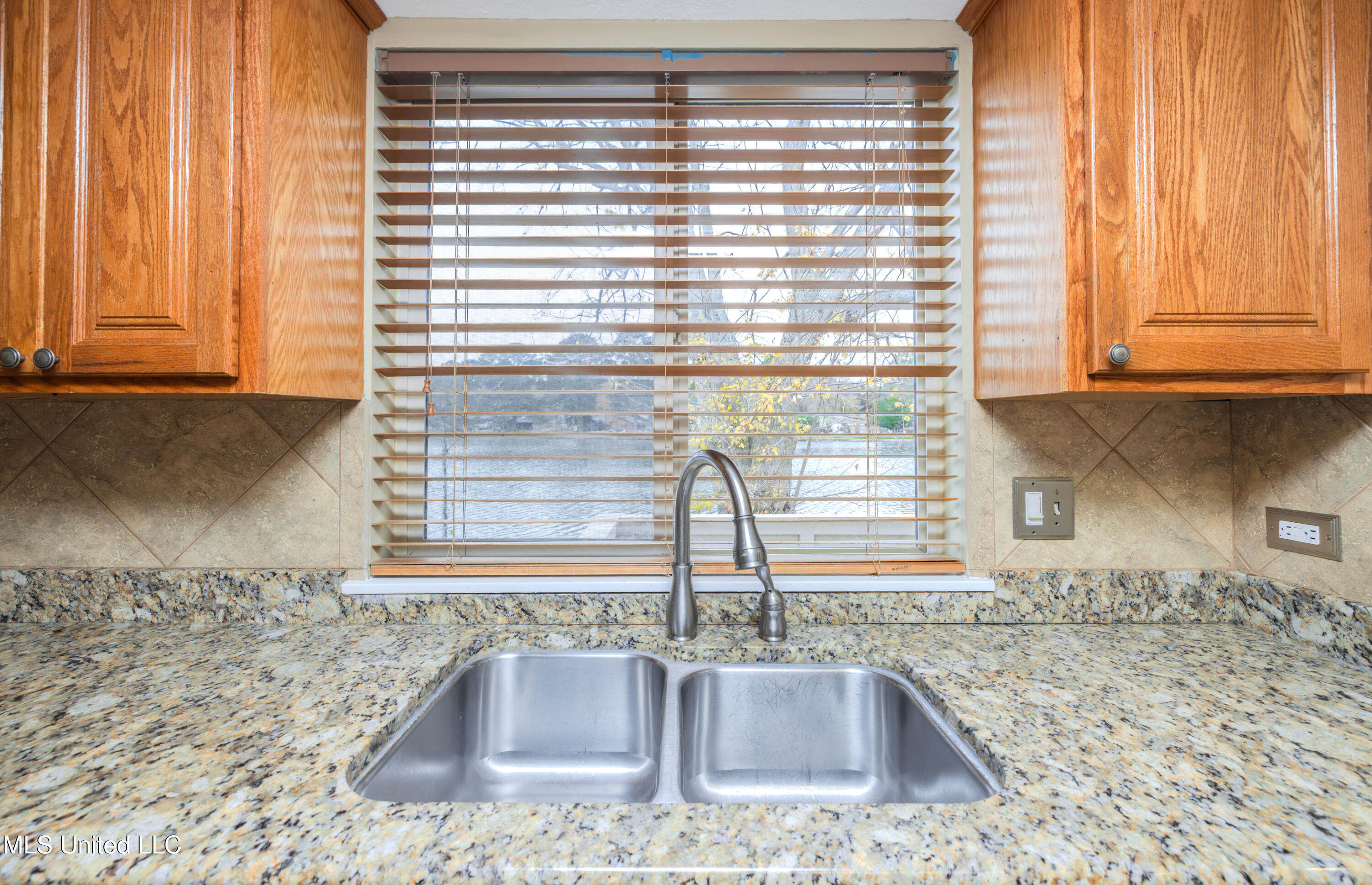 418 Lakebend Place Brandon, MS 39042 - Photo 12 of 33 1R4A0077