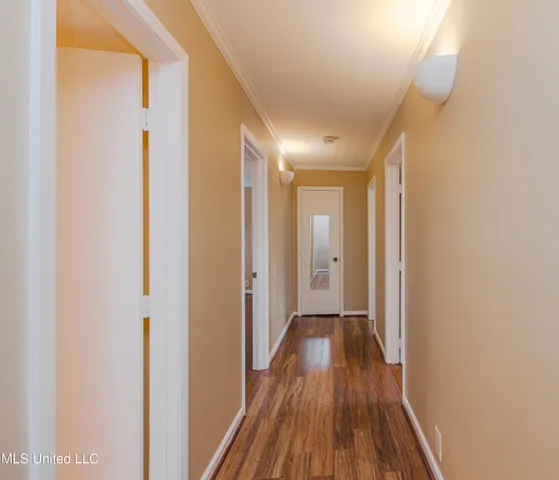 $230,000 | 418 Lakebend Place, Brandon, MS 39042