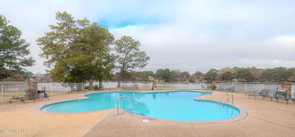 $225,000 | 418 Lakebend Place, Brandon, MS 39042
